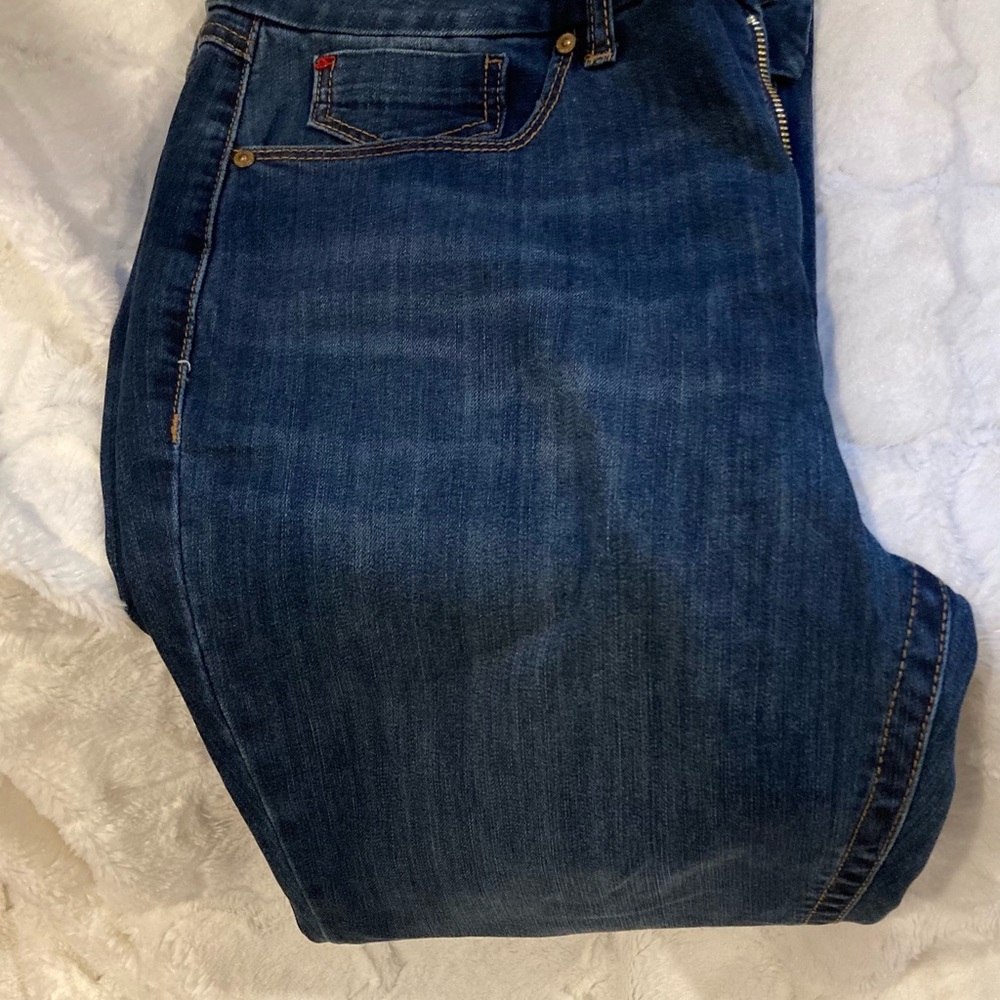 Seven7 Jeans - Picture 5 of 8